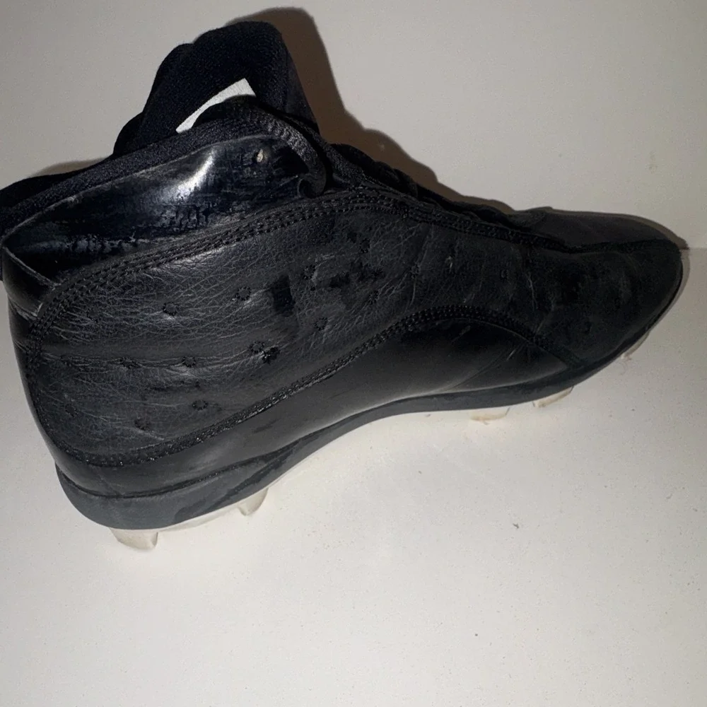 Air Jordan 13 Retro MCS Black Cat Cleats Men's US 11 Medium Sports Gear